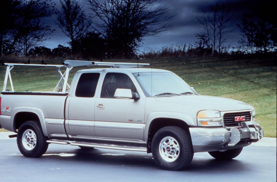  GMC Sierra HD 2001 года  (фото 24 из 33)